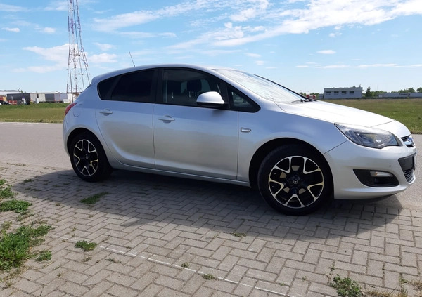 Opel Astra cena 42000 przebieg: 60668, rok produkcji 2015 z Grabów nad Prosną małe 254